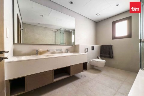 Villa in Dubai, UAE 4 bedrooms, 627 sq.m. № 647770 - photo 10