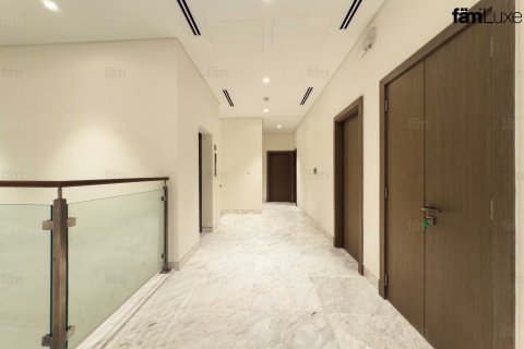 Villa en alquiler en Dubai, EAU 4 dormitorios, 627 m2 № 647770 - foto 25