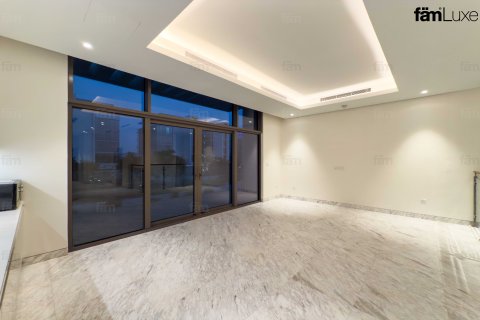 Villa en alquiler en Dubai, EAU 4 dormitorios, 627 m2 № 647770 - foto 21