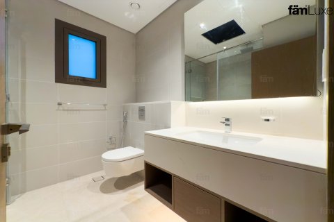 Villa en alquiler en Dubai, EAU 4 dormitorios, 627 m2 № 647770 - foto 26