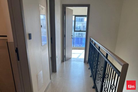 Townhouse de închiriat în Dubai, EAU 4 dormitoare, 144 mp.  №647709 - poză 8