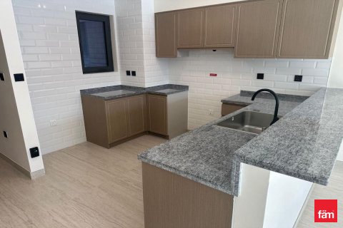 Townhouse de închiriat în Dubai, EAU 4 dormitoare, 144 mp.  №647709 - poză 7