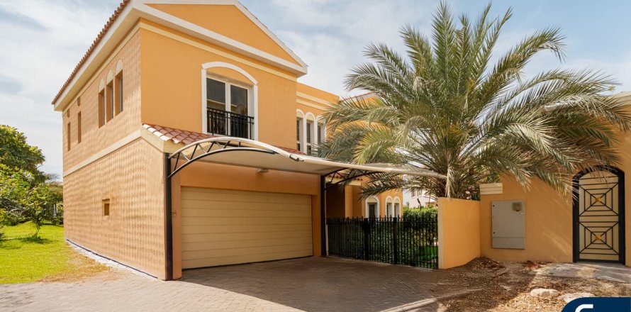 Villa à The Villa, Dubai, EAU: 5 chambres, 530 m2 № 667484