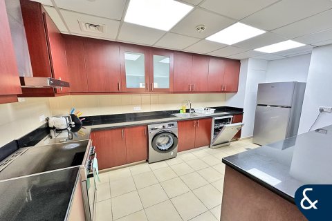 Müüa korter asukohaga Jumeirah Beach Residence, Dubai, AÜE: 2 magamistoaga, 142 m² Nr 667486 - pilt 11