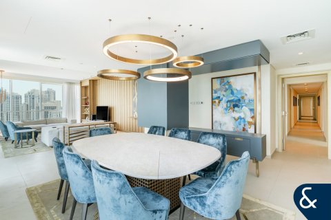 Huoneisto Jumeirah Beach Residence, Dubai, Arabiemiraatit 4 makuuhuonetta, 274 m2 № 667485 - kuva 8