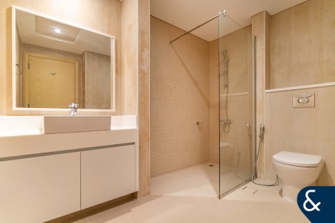 Huoneisto Jumeirah Beach Residence, Dubai, Arabiemiraatit 4 makuuhuonetta, 274 m2 № 667485 - kuva 18