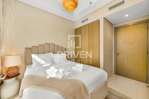 Huoneisto Business Bay, Dubai, Arabiemiraatit 3 makuuhuonetta, 120.96 m2 № 768419 - kuva 15