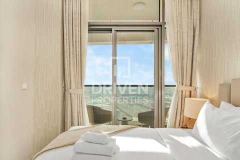 Huoneisto Business Bay, Dubai, Arabiemiraatit 3 makuuhuonetta, 120.96 m2 № 768419 - kuva 4