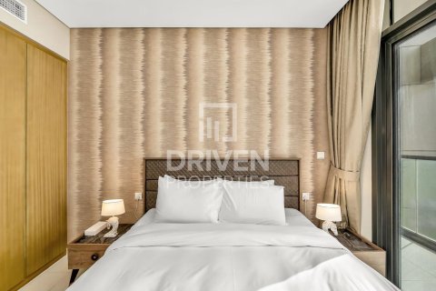 Huoneisto Business Bay, Dubai, Arabiemiraatit 3 makuuhuonetta, 120.96 m2 № 768419 - kuva 11