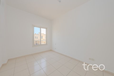 Villa para arrendamento em The Springs, Dubai, EAU 3 quartos, 228.08 m2 № 758885 - foto 16