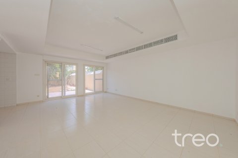 Villa para arrendamento em The Springs, Dubai, EAU 3 quartos, 228.08 m2 № 758885 - foto 12