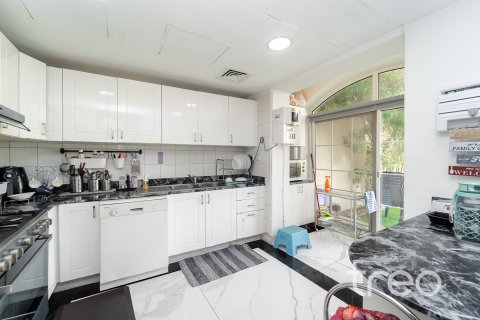 Таунхаус The Springs, Дубай, БАӘ-да 3 жатын бөлмелер, 228.08 м² № 758886 - фото 5