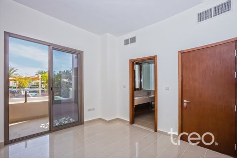 Vila di Arabian Ranches 2, Dubai, UEA 4 kamar tidur, 299.52 m2 nomor 758881 - foto 12