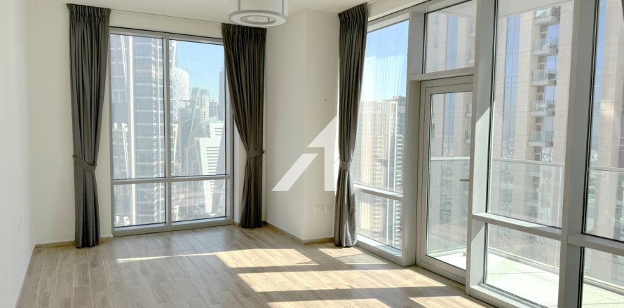 Apartament în Business Bay, Dubai, EAU 3 dormitoare, 180.7 mp.  №660196