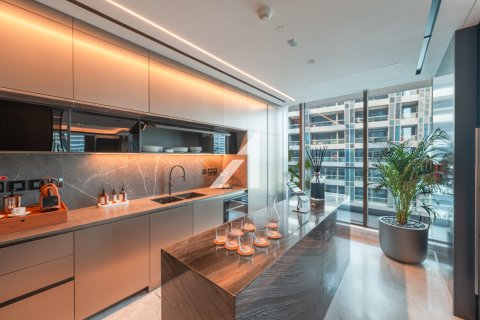 Lägenhet till försäljning i Dubai, UAE 2 sovrum, 171.8 kvm Nr. 660195 - fotografi 5