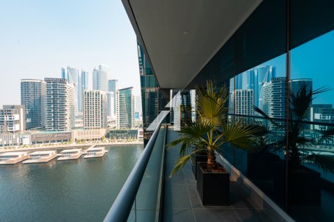 Lägenhet till försäljning i Dubai, UAE 2 sovrum, 171.8 kvm Nr. 660195 - fotografi 27