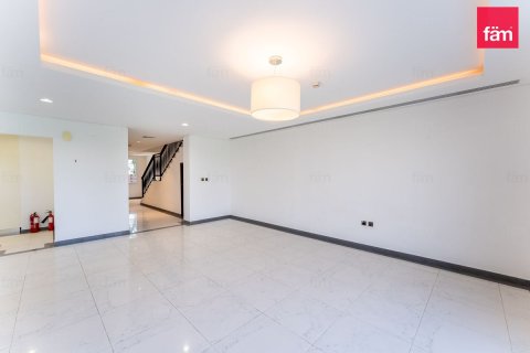 Müüa villa asukohaga Dubai, AÜE: 4 magamistoaga, 397.2 m² Nr 722359 - pilt 10