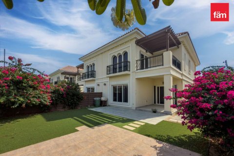 Villa in Dubai, VAE: 4 Schlafzimmer, 397.2 m2 Nr. 722359