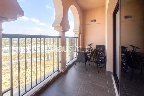Apartmen di Jumeirah Golf Estates, Dubai, UAE 2 bilik tidur, 128 meter persegi № 626207 - foto 2