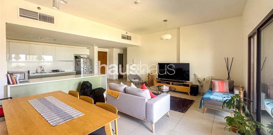 Apartmen di Jumeirah Golf Estates, Dubai, UAE 2 bilik tidur, 128 meter persegi № 626207