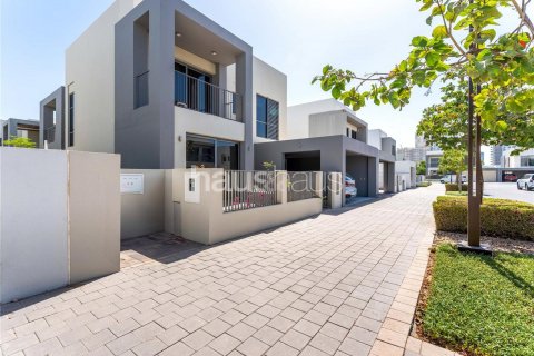 Villa in vendita a Dubai Hills Estate, Dubai, EAU 4 camere da letto, 327 mq. № 626210 - foto 13