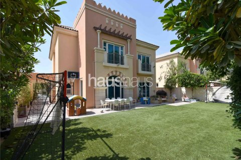 Dubai Sports City, UAE의 판매용 빌라 침실 5개, 403제곱미터 번호 626206 - 사진 1
