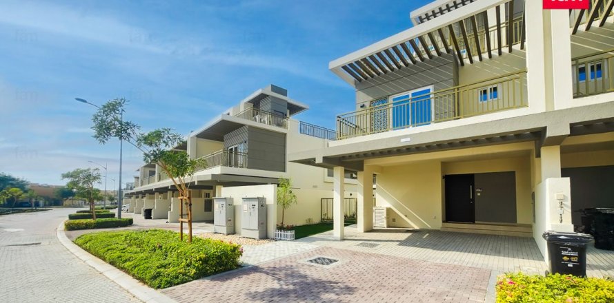 Városi lakóépület itt: Dubai, EAE, 3 hálószoba, 170.2 m², azonosító: 689458