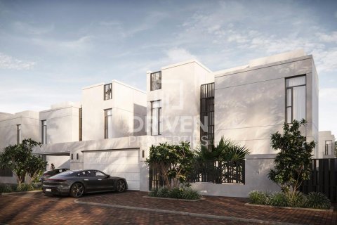 Villa zum Verkauf in Jumeirah Park, Dubai, VAE 5 Schlafzimmer, 557 m2 Nr. 653422 - Foto 1