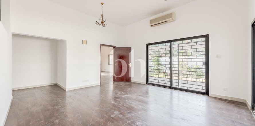 וילה ב Al Rashidiya, Dubai, איחוד האמירויות 5 חדרי שינה, 10000 מ"ר מספר 754429