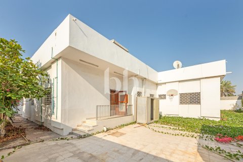 וילה להשכרה ב Al Rashidiya, Dubai, איחוד האמירויות  5 חדרי שינה, 10000 מ"ר, מספר 754429 - תמונה 20