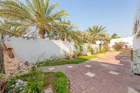 וילה להשכרה ב Al Rashidiya, Dubai, איחוד האמירויות  5 חדרי שינה, 10000 מ"ר, מספר 754429 - תמונה 17
