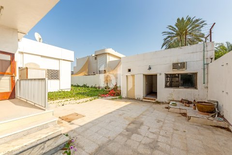 וילה להשכרה ב Al Rashidiya, Dubai, איחוד האמירויות  5 חדרי שינה, 10000 מ"ר, מספר 754429 - תמונה 19