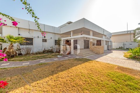 וילה להשכרה ב Al Rashidiya, Dubai, איחוד האמירויות  5 חדרי שינה, 10000 מ"ר, מספר 754429 - תמונה 22