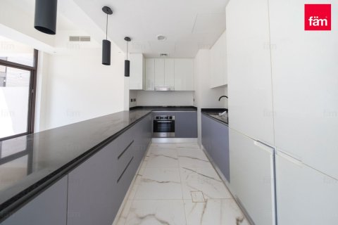 Vila u Dubai, UAE 4 spavaćih soba, 282 m2 Br. 694075 - fotografija 6