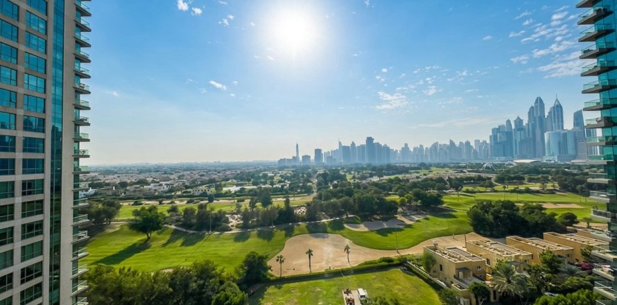 Appartamento a The Views, Dubai, EAU 1 camera da letto, 76.1 mq. № 721637