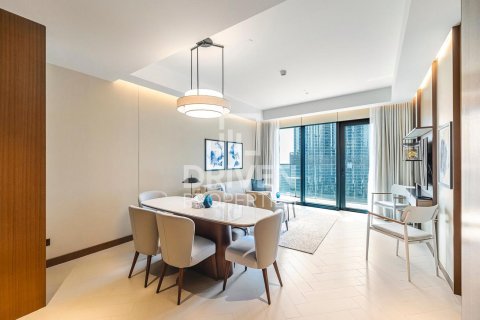 Apartman u gradu Downtown Dubai (Downtown Burj Dubai), UAE 3 spavaće sobe, 145 m2 Br. 653720 - Slika 2