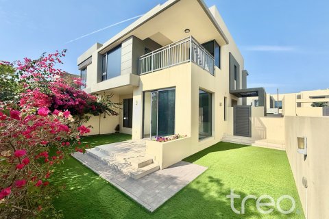Řadový dům v Dubai Hills Estate, SAE 5 ložnice, 250.84 m² Č.: 734013
