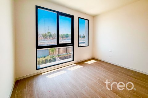 Townhouse in Dubai, UAE 4 bedrooms, 358.7 sq.m. № 734014 - photo 18