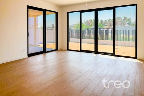 Townhouse in Dubai, UAE 4 bedrooms, 358.7 sq.m. № 734014 - photo 2