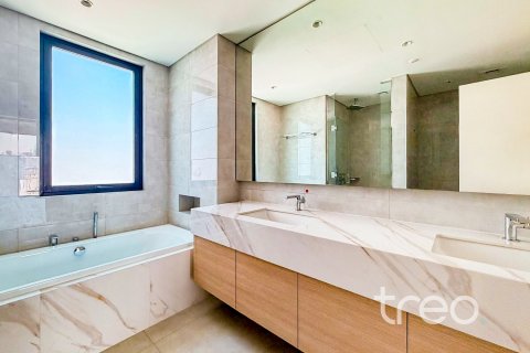 Townhouse in Dubai, UAE 4 bedrooms, 358.7 sq.m. № 734014 - photo 9