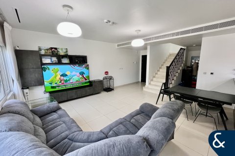 וילה למכירה ב Dubai Land, Dubai, איחוד האמירויות 3 חדרי שינה, 175 מ"ר, מספר 666898 - תמונה 3