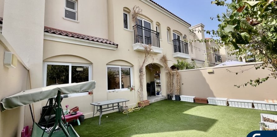 וילה ב Dubai Land, Dubai, איחוד האמירויות 3 חדרי שינה, 175 מ"ר מספר 666898