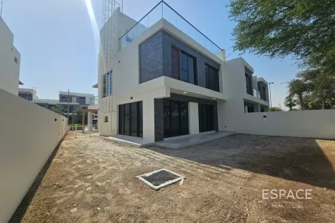 Townhouse in DAMAC Hills (Akoya by DAMAC), Dubai, UAE 6 bedrooms, 339 sq.m. № 649444 - photo 1