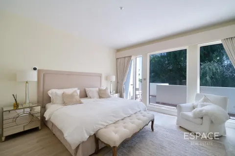 Arabian Ranches, Dubai, UAE의 판매용 빌라 침실 4개, 420제곱미터 번호 649450 - 사진 7