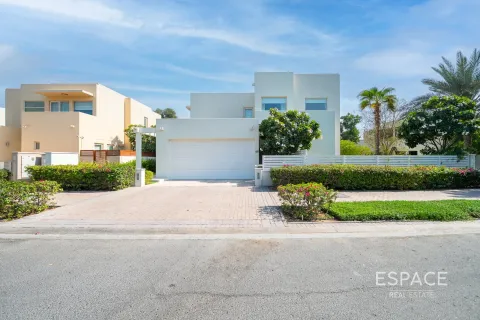 Villa til salgs i Arabian Ranches, Dubai, Emiratene 4 soverom, 420 kvm Nr. 649450 - Foto 20