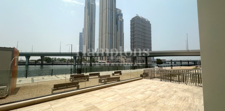 Magasin à Business Bay, Dubai, EAU: 247.941 m2 № 652505
