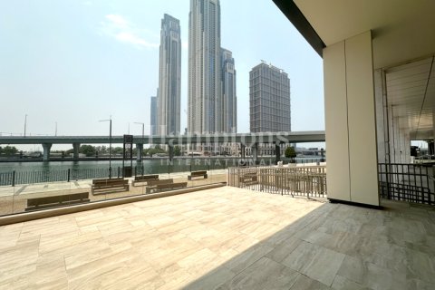 Magasin à louer à Business Bay, Dubai, EAU 247.94138446 m2 № 652505 - photo 12