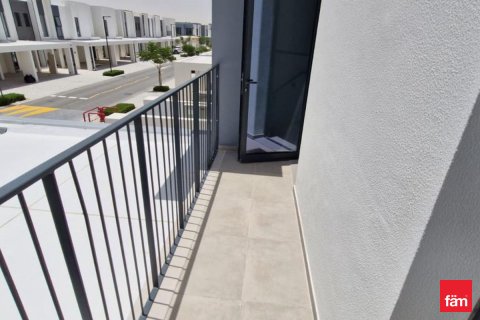 Villa para arrendamento em Dubai, EAU 4 quartos, 260.4 m2 № 652286 - foto 10