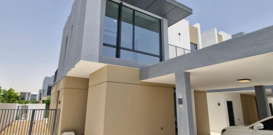 Villa i Dubai, Emiratene 4 soverom, 260.4 kvm nr. 652286