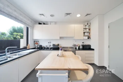 Adosado en venta en DAMAC Hills (Akoya by DAMAC), Dubai, EAU 4 dormitorios, 311 m2 № 652570 - foto 7